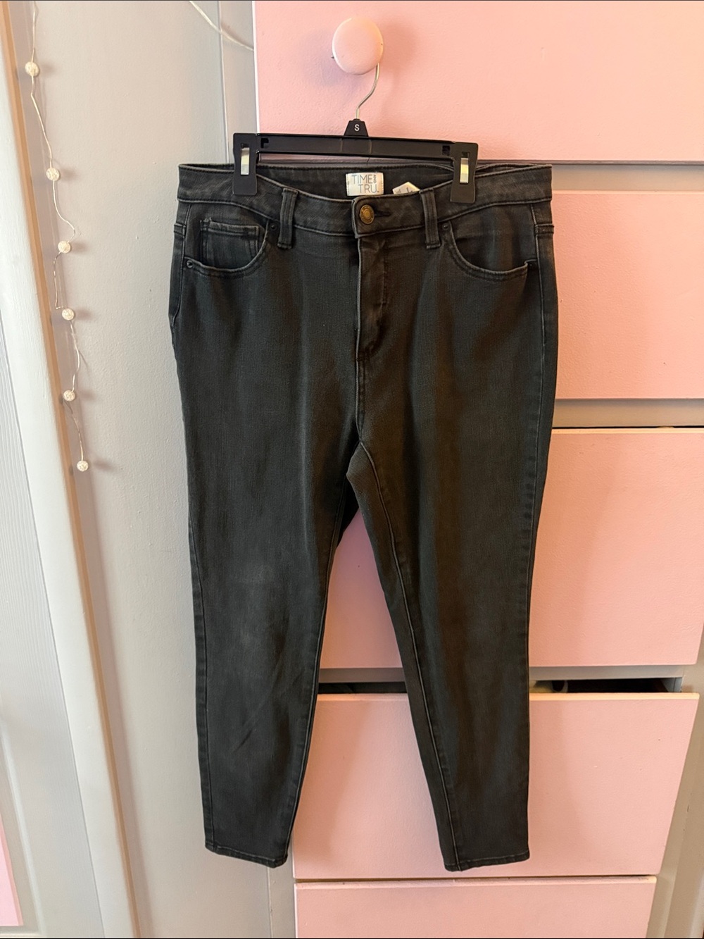 Time and Tru Black High-Rise Skinny Jeans